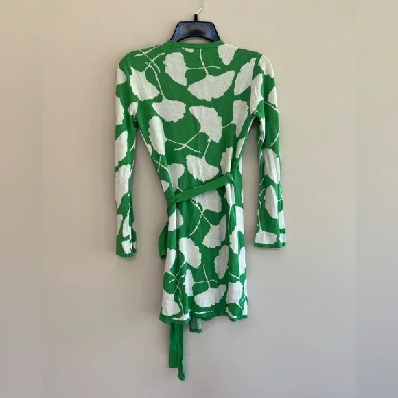 Diane von Furstenburg x Target V-Neck Ginkgo Green Sweater Wrap Top Dress, XXS - Picture 3 of 14
